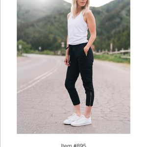 Zyia Black Everything Zipper Jogger- XXL